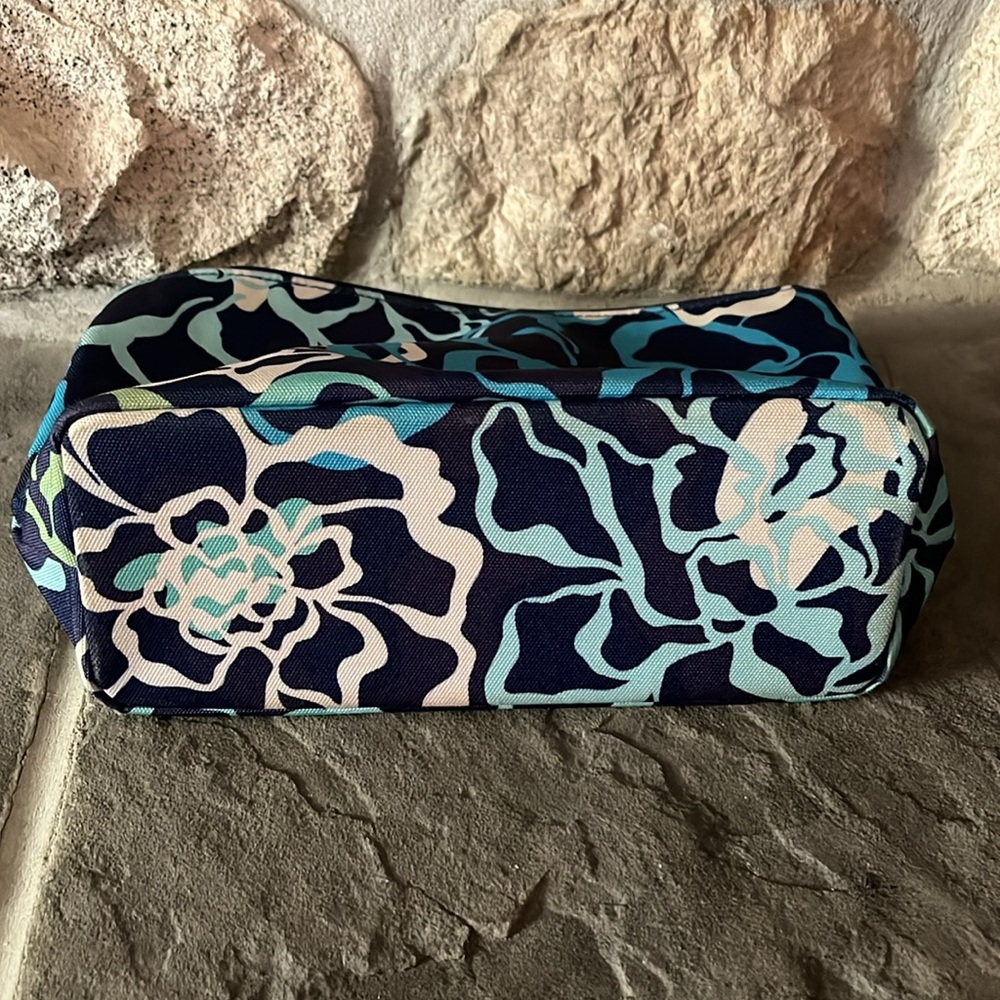 Vera Bradley Makeup Bag - Picture 4 of 4